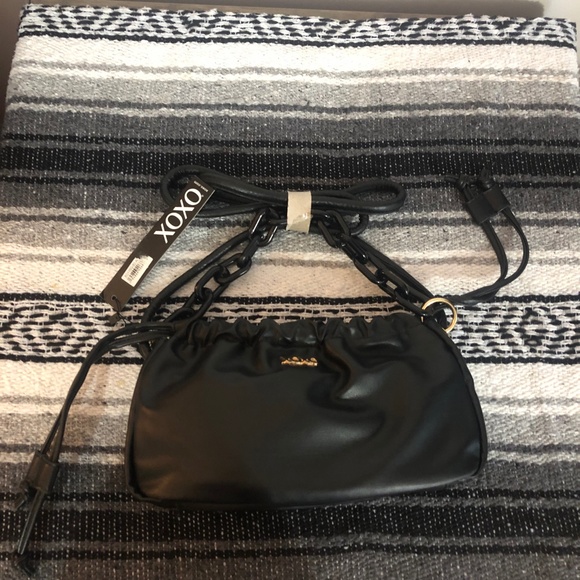 XOXO Soft Vegan Leather can wear in two ways Tote Purse & Crossbody Bag. - Picture 6 of 10